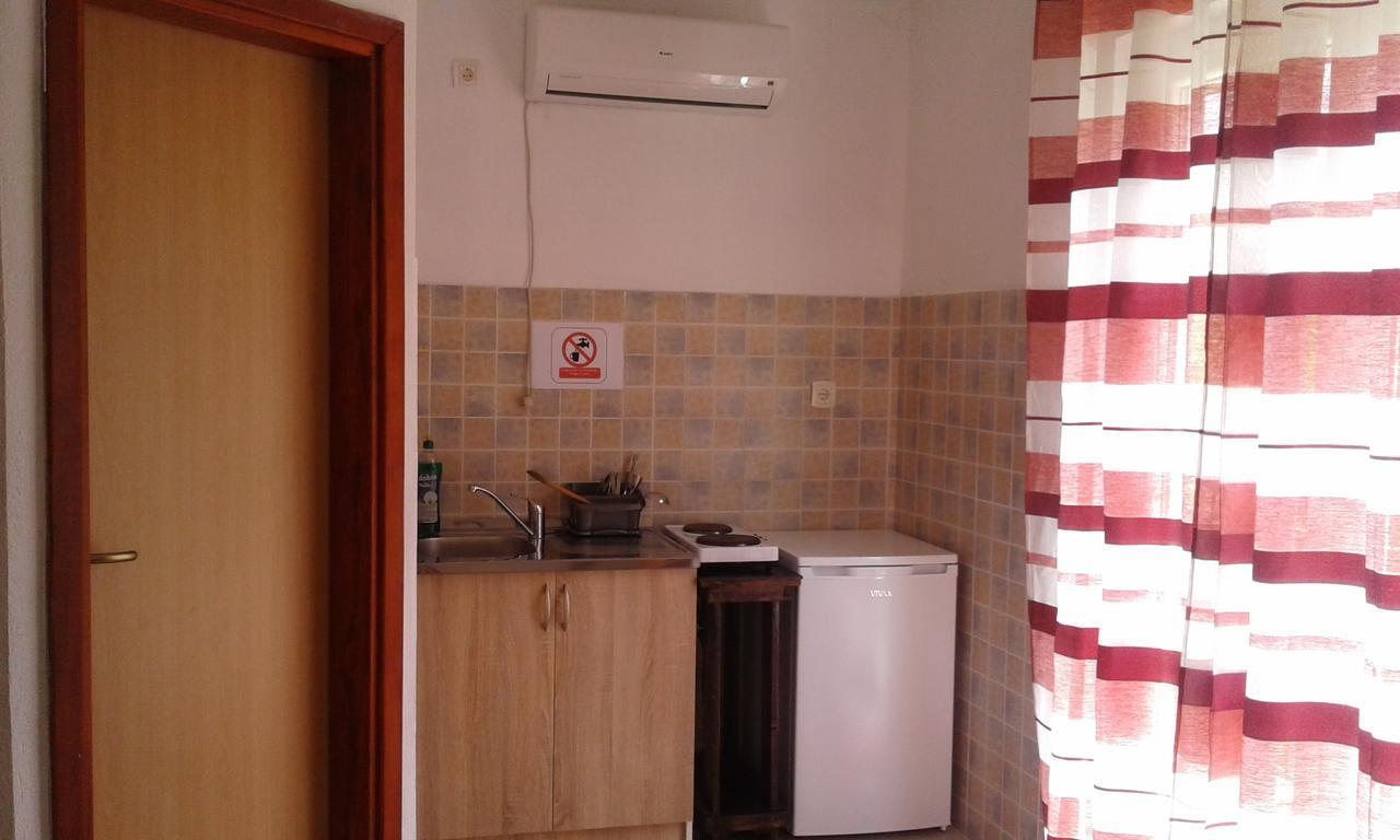 Danijela Apartmani Čanj Exteriör bild